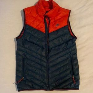 Nike vest